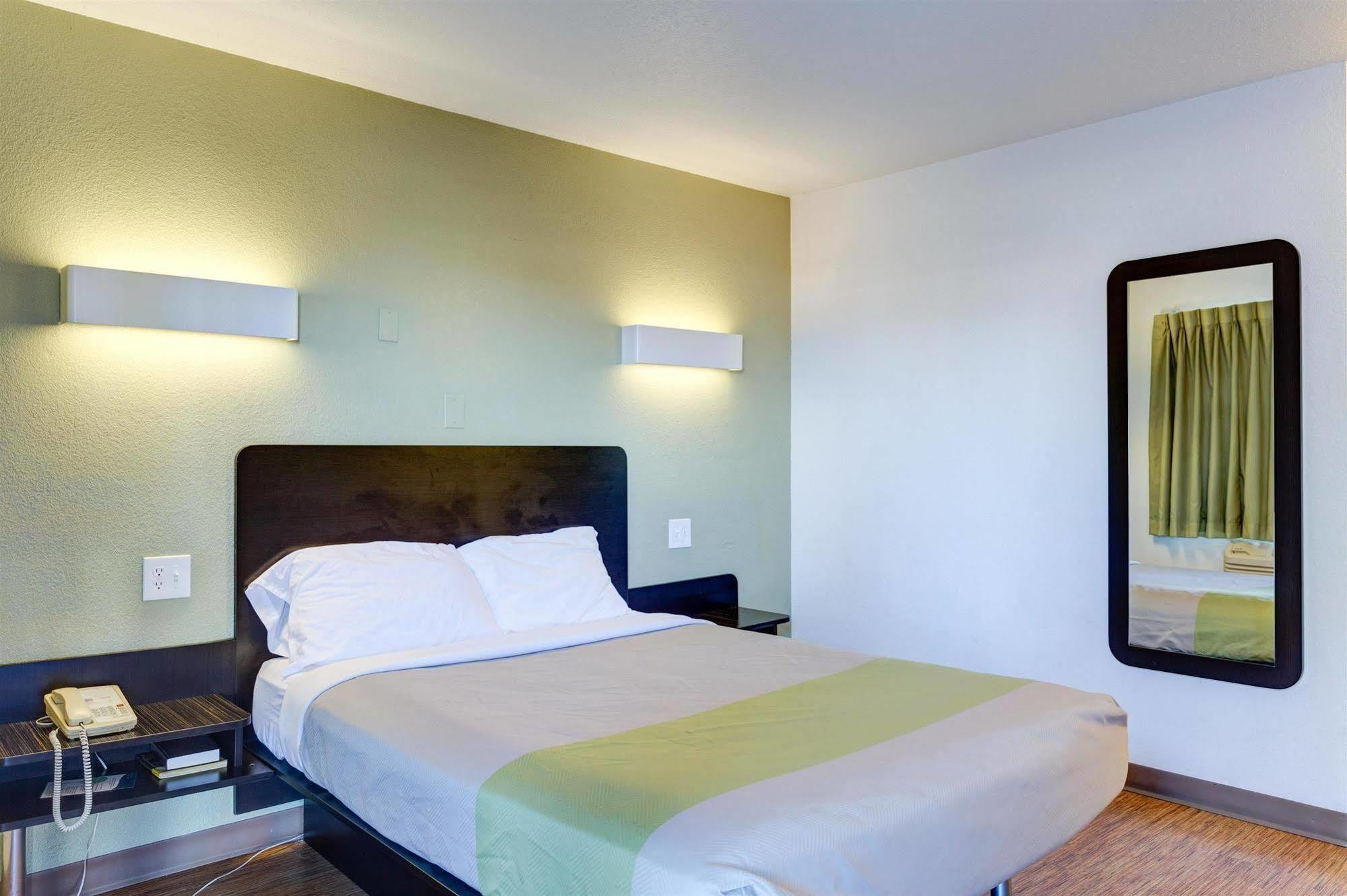 Americas Best Value Inn באולינג גרין מראה חיצוני תמונה