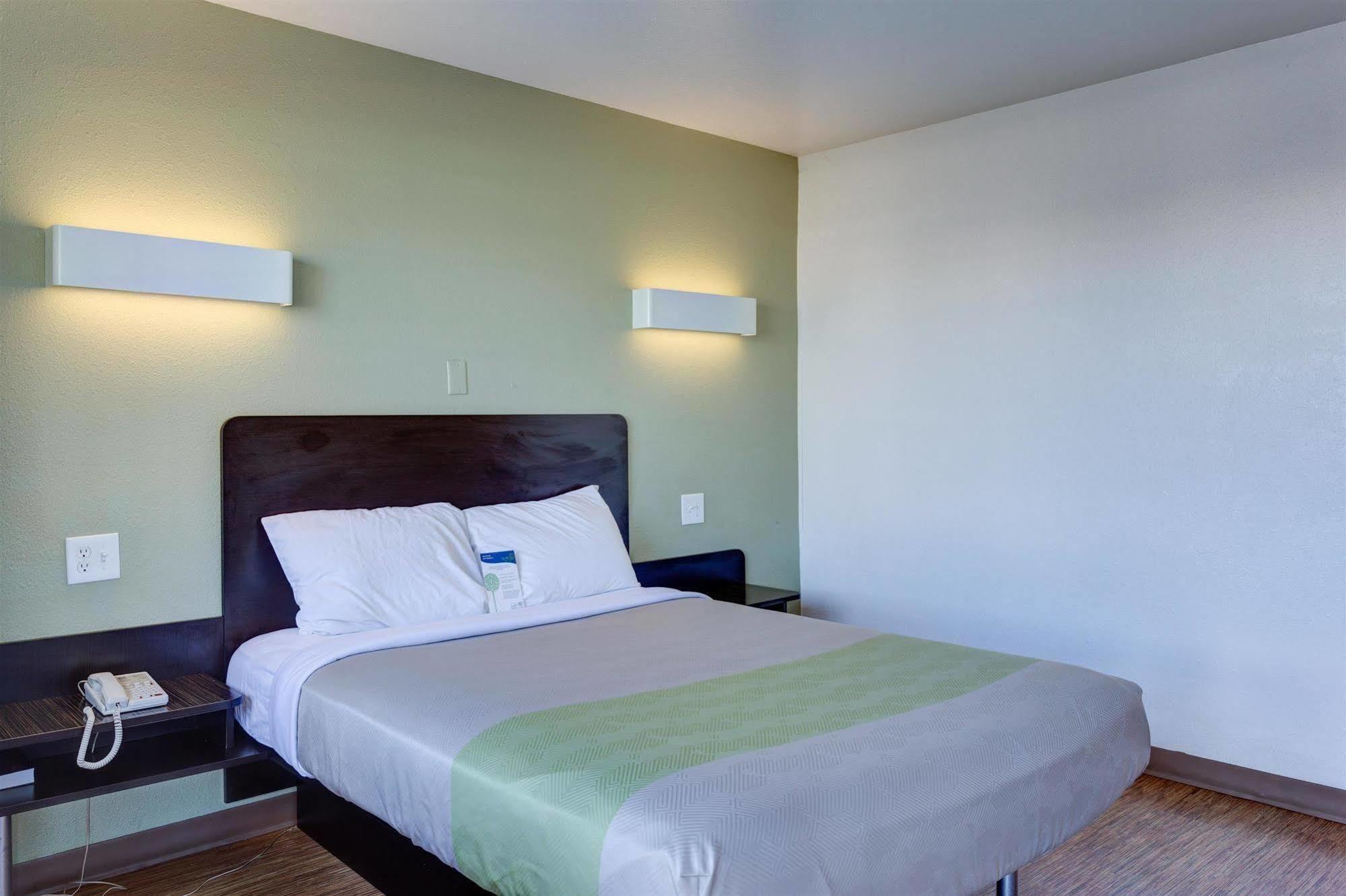 Americas Best Value Inn באולינג גרין מראה חיצוני תמונה